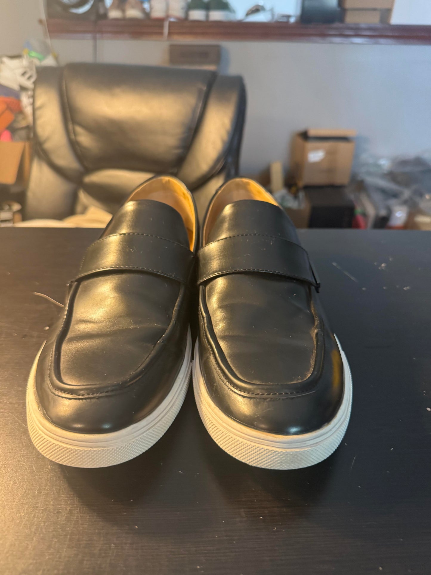 Kenneth Cole Reaction Richie Sport mens Size 9 Penny loafers Black leather shoe - Used