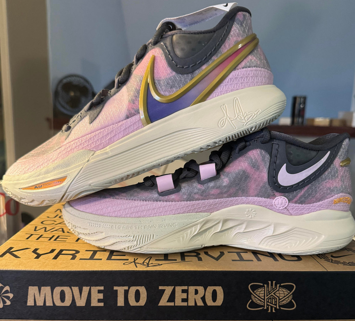 Nike Kyrie 8 "All-Star" Size 8M/9.5W
