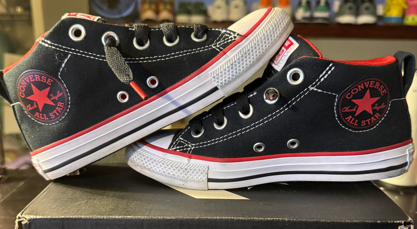 Converse Chuck Taylor All-Star Size Junior Size 13.5