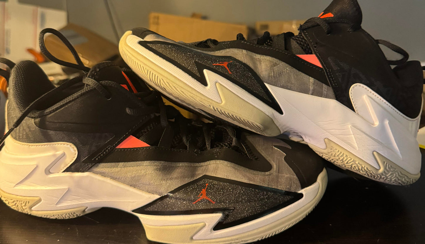 Jordan One Take 3 "Black White Bright Crimson" Size 10M
