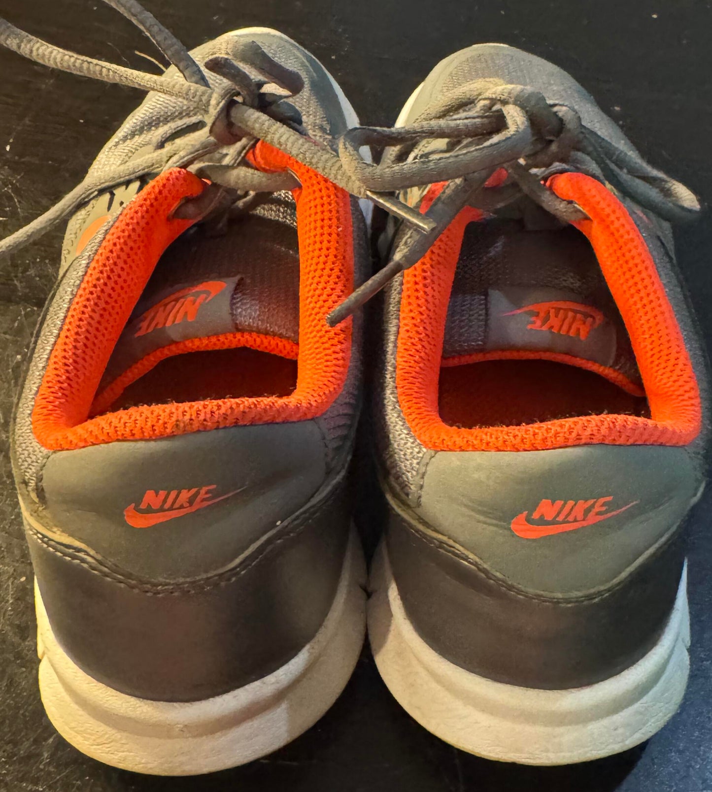 Nike Low Gray Coral Athletic Comfort Size 7W