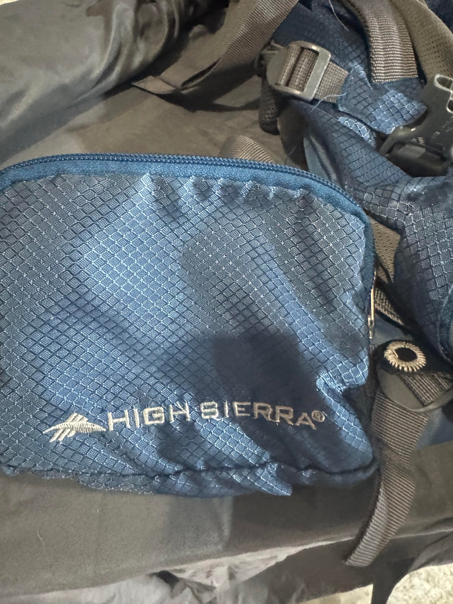 High Sierra Titan 55 Frame Pack Trim Fit Tech Pack