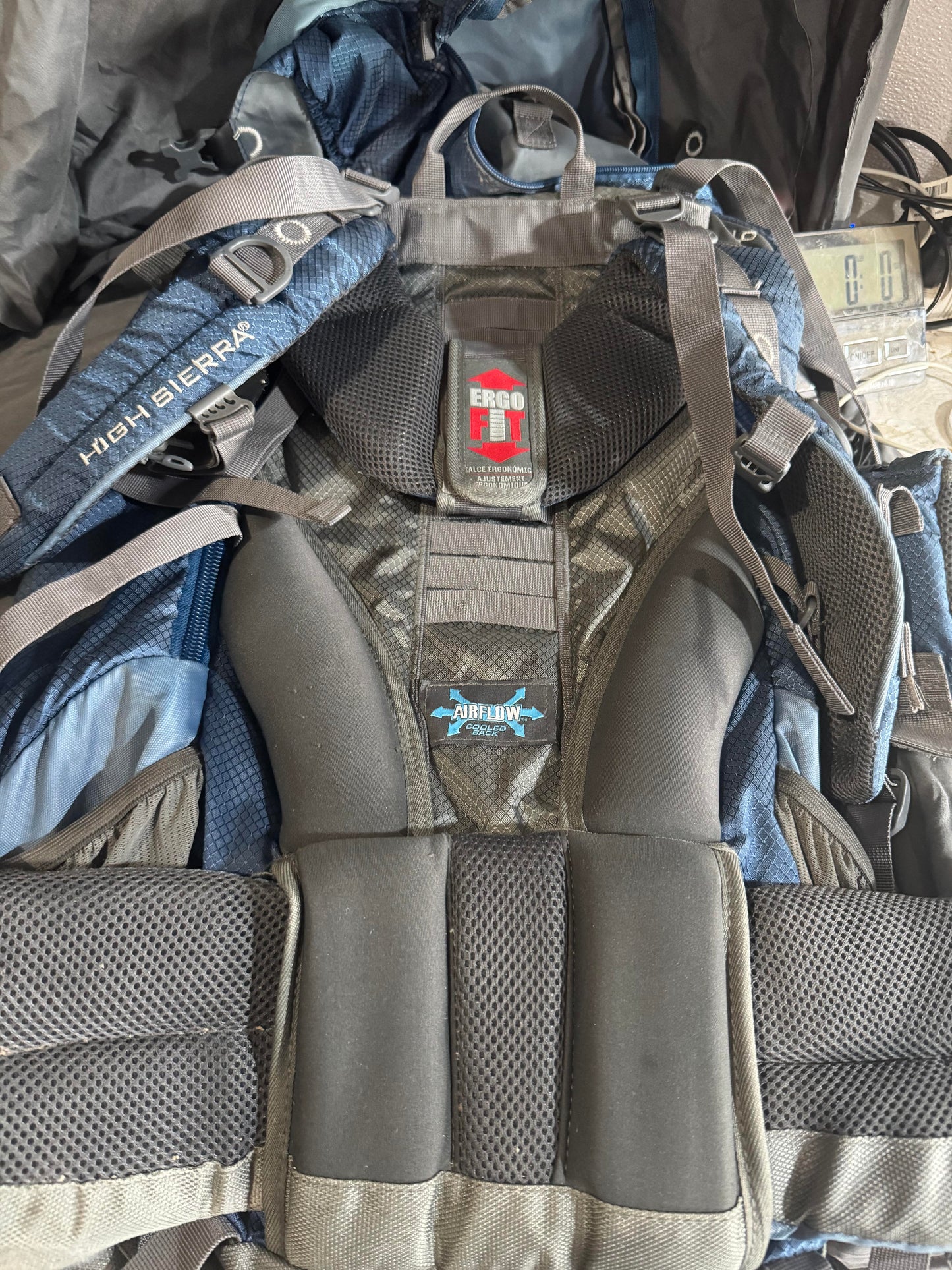 High Sierra Titan 55 Frame Pack Trim Fit Tech Pack