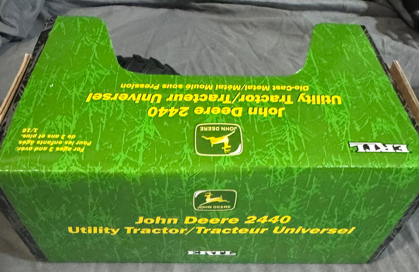 1/16 John Deere 2440 Utility Tractor