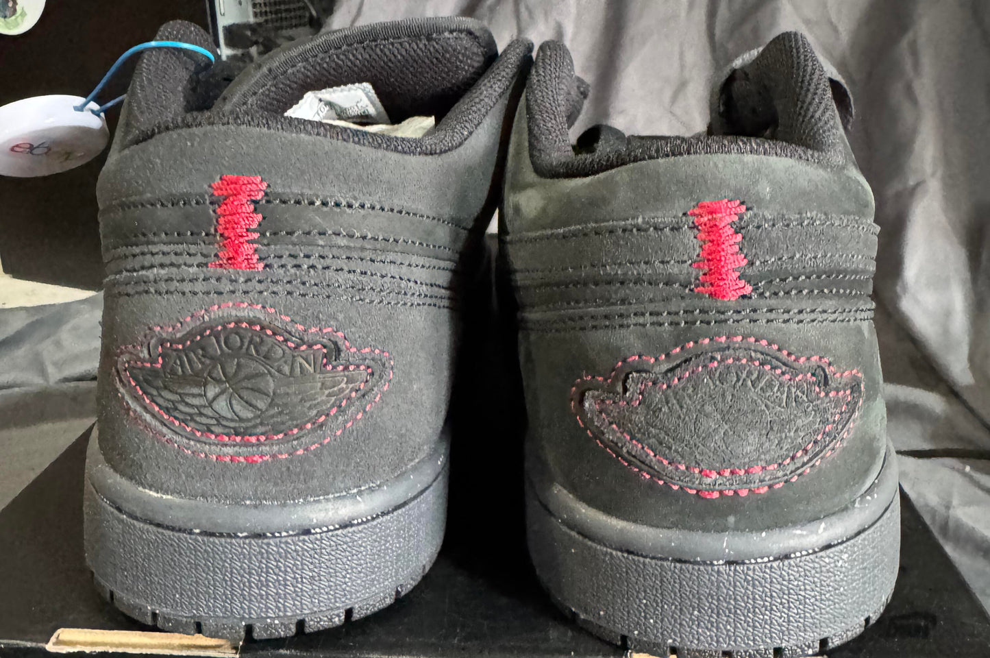 Jordan 1 Low SE Craft Dark Smoke Grey Varsity Red Size 11M