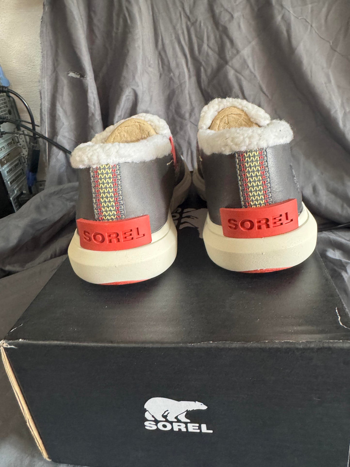 Sorel Mackenzie II Snow Slip-OnsSize 7.5W