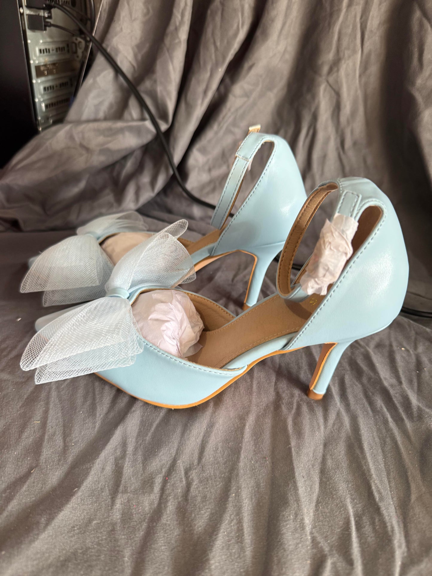 Sky Blue High Heels with bow Size 6W