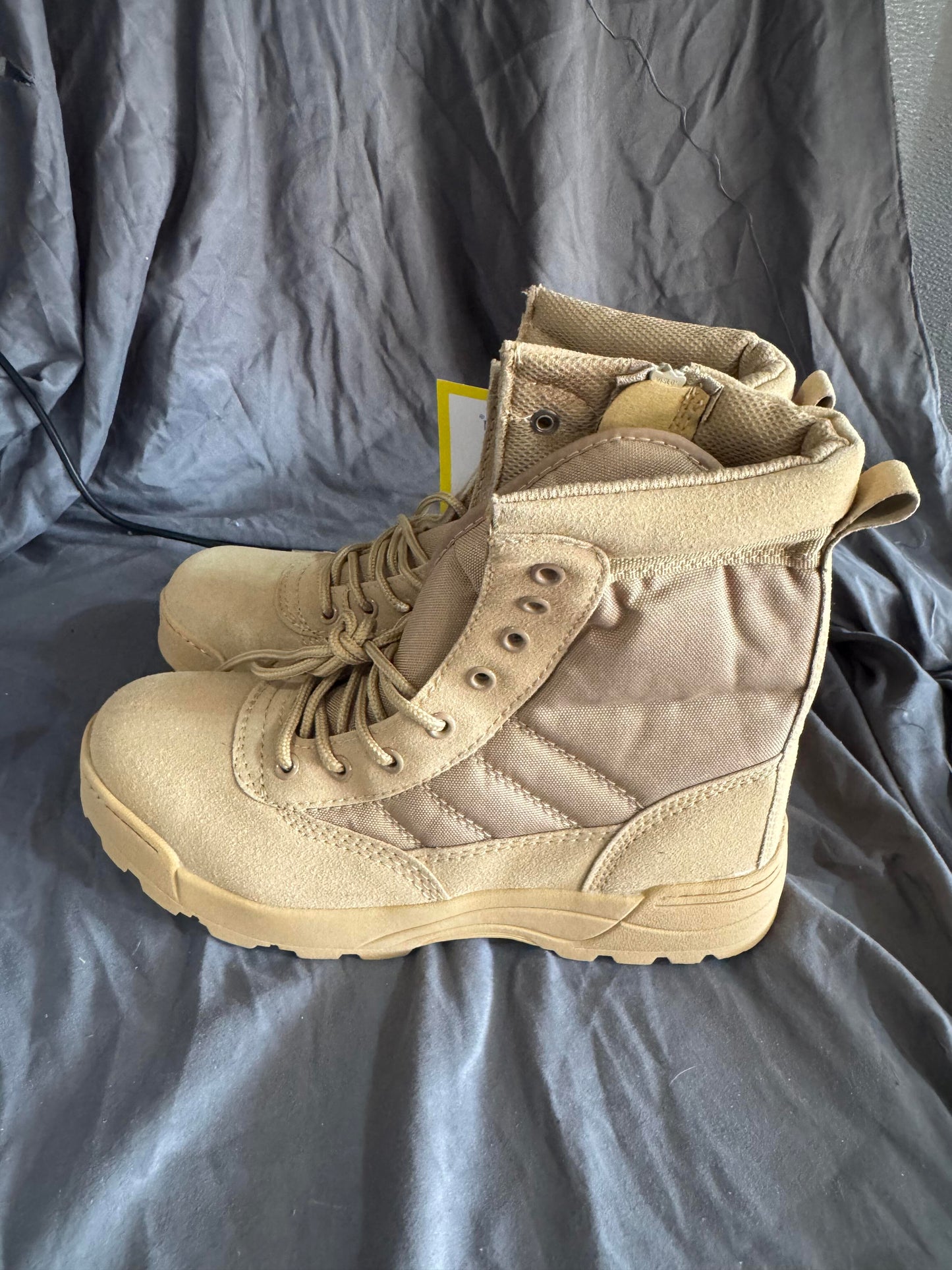 Women's Fashion Boot Size 11W