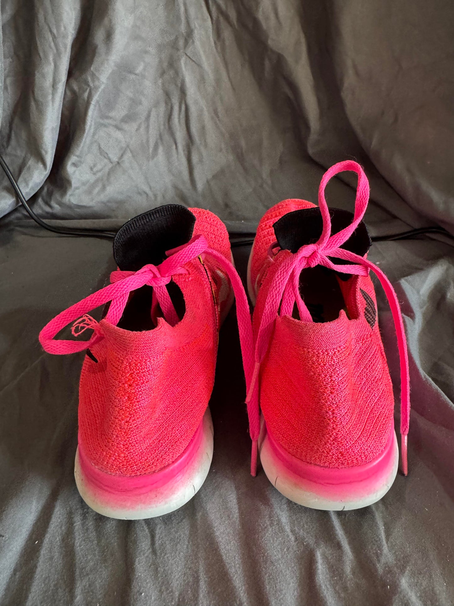 Nike Women's Free RN Flyknit 'Pink Blast' Size 7.5W
