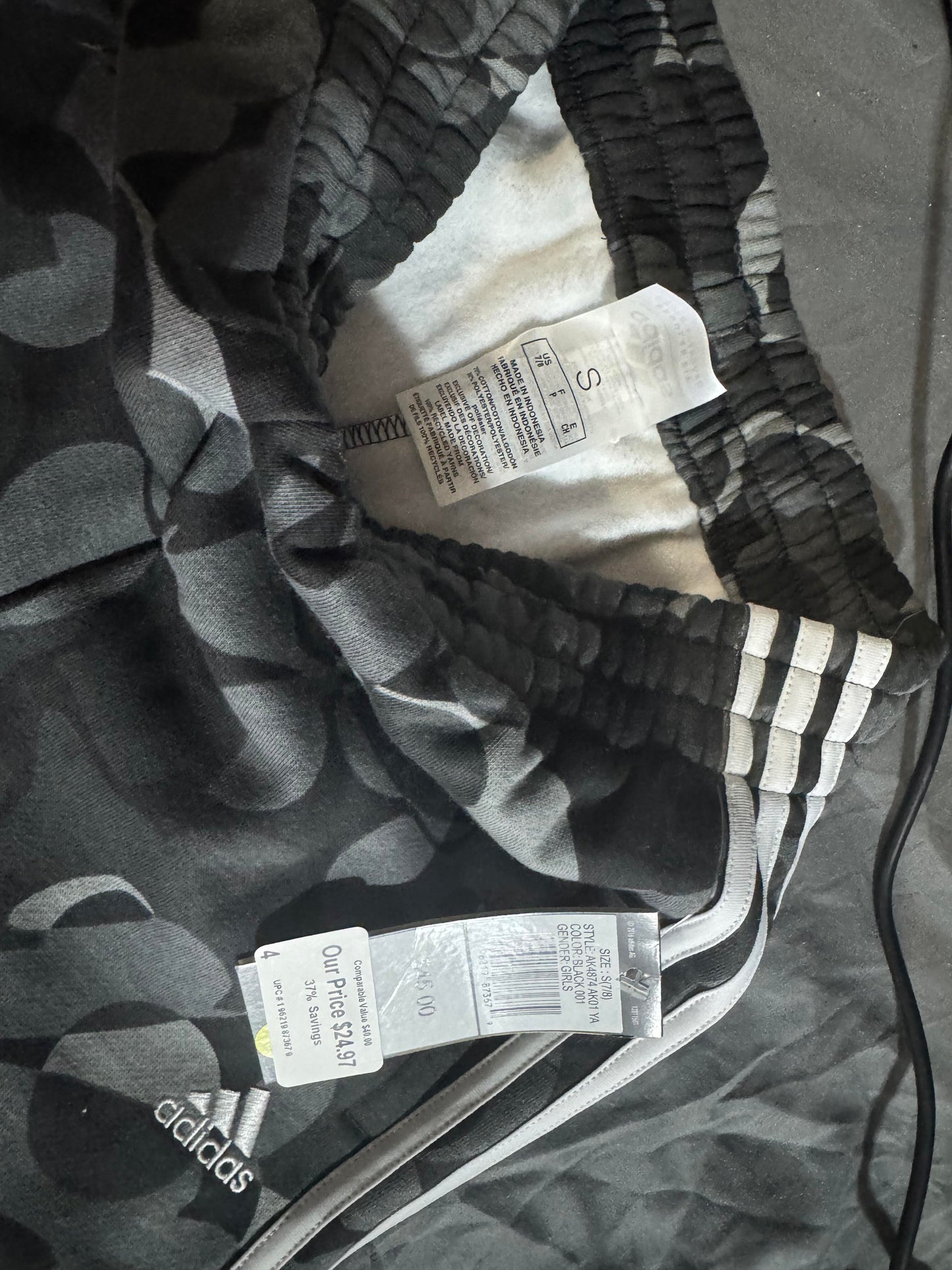 Adidas Girls Sweatpant Size S (7/8)