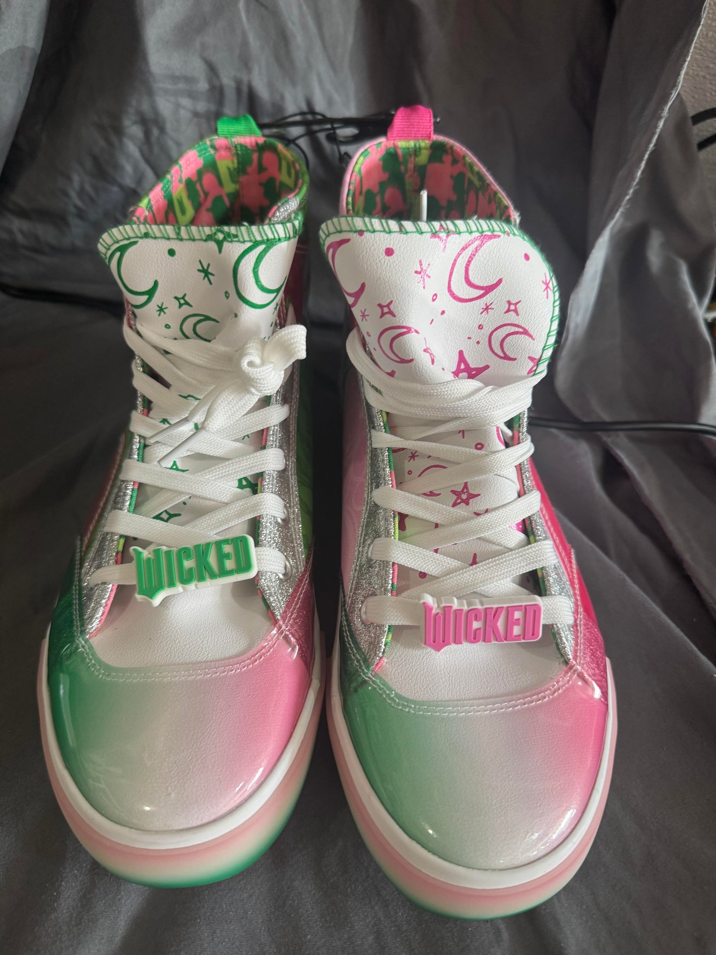 Wicked themed shoes Size 11W