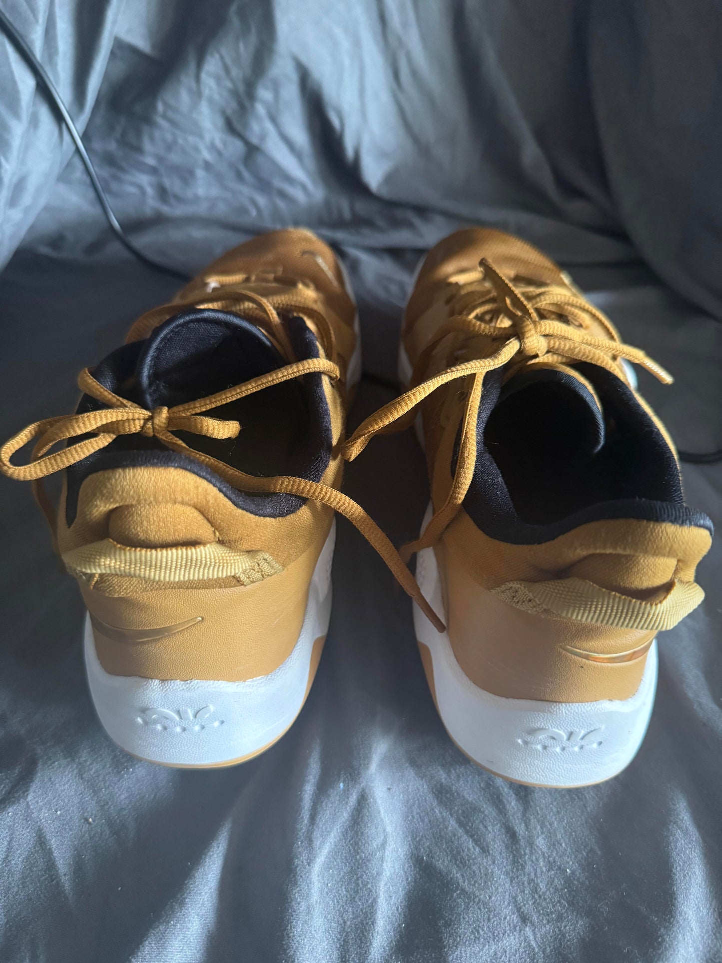 Nike PG 5 Wheat Size 13M Like New