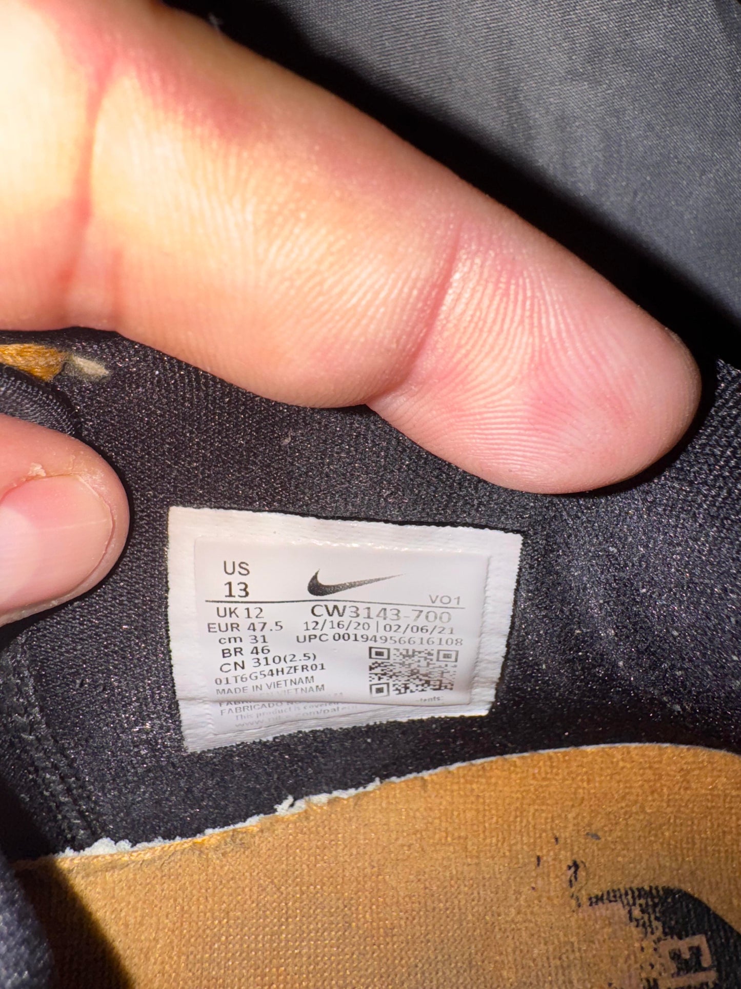 Nike PG 5 Wheat Size 13M Like New