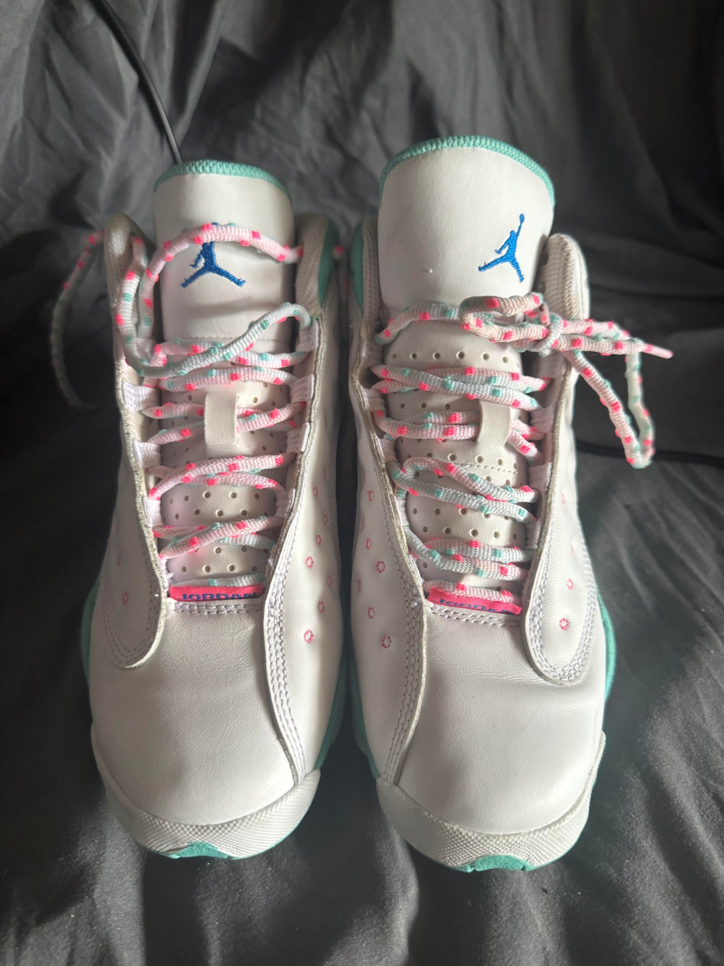Jordan 13 Retro White Soar Green Pink Size 4Y Pre-Owned