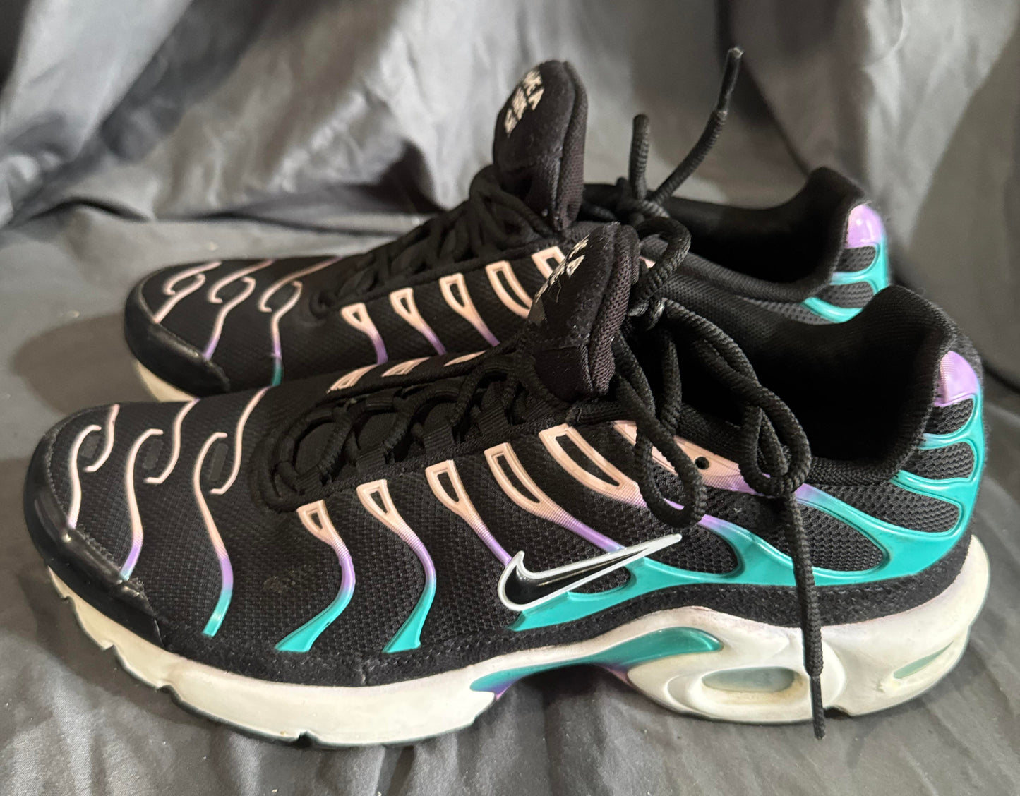 Pre-Owned Nike Air Max Plus ‘Have a Nike Day’ BQ7224-001 Black Multi Color Size 7Y