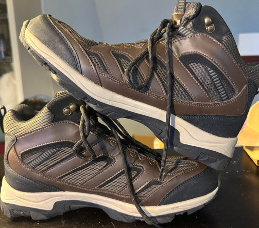 Eddie Bauer Waterproof Boots Size 10.5M (Brown Leather)