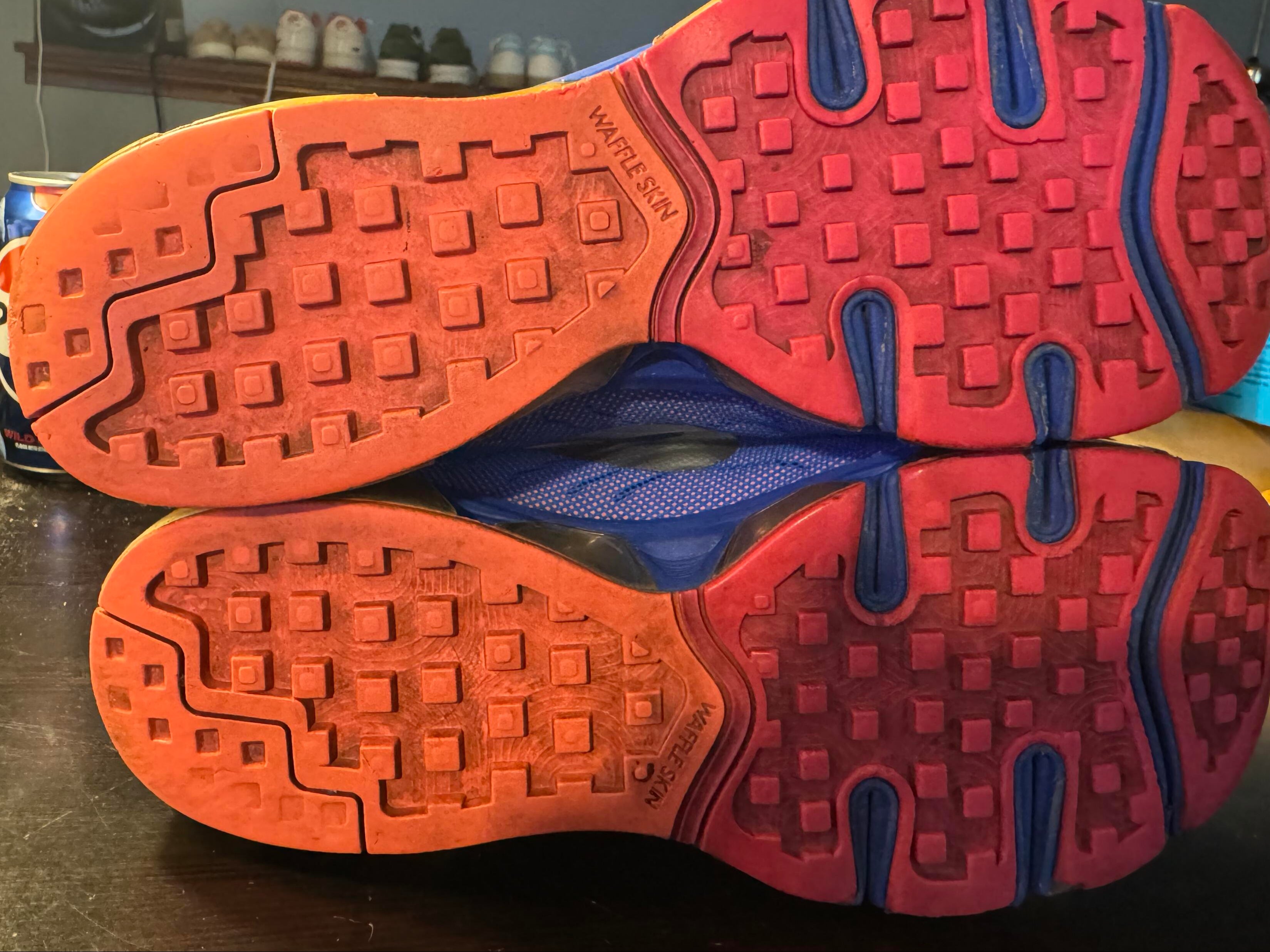 Nike Tailwinds 6 Size 8W *CLEARANCE*