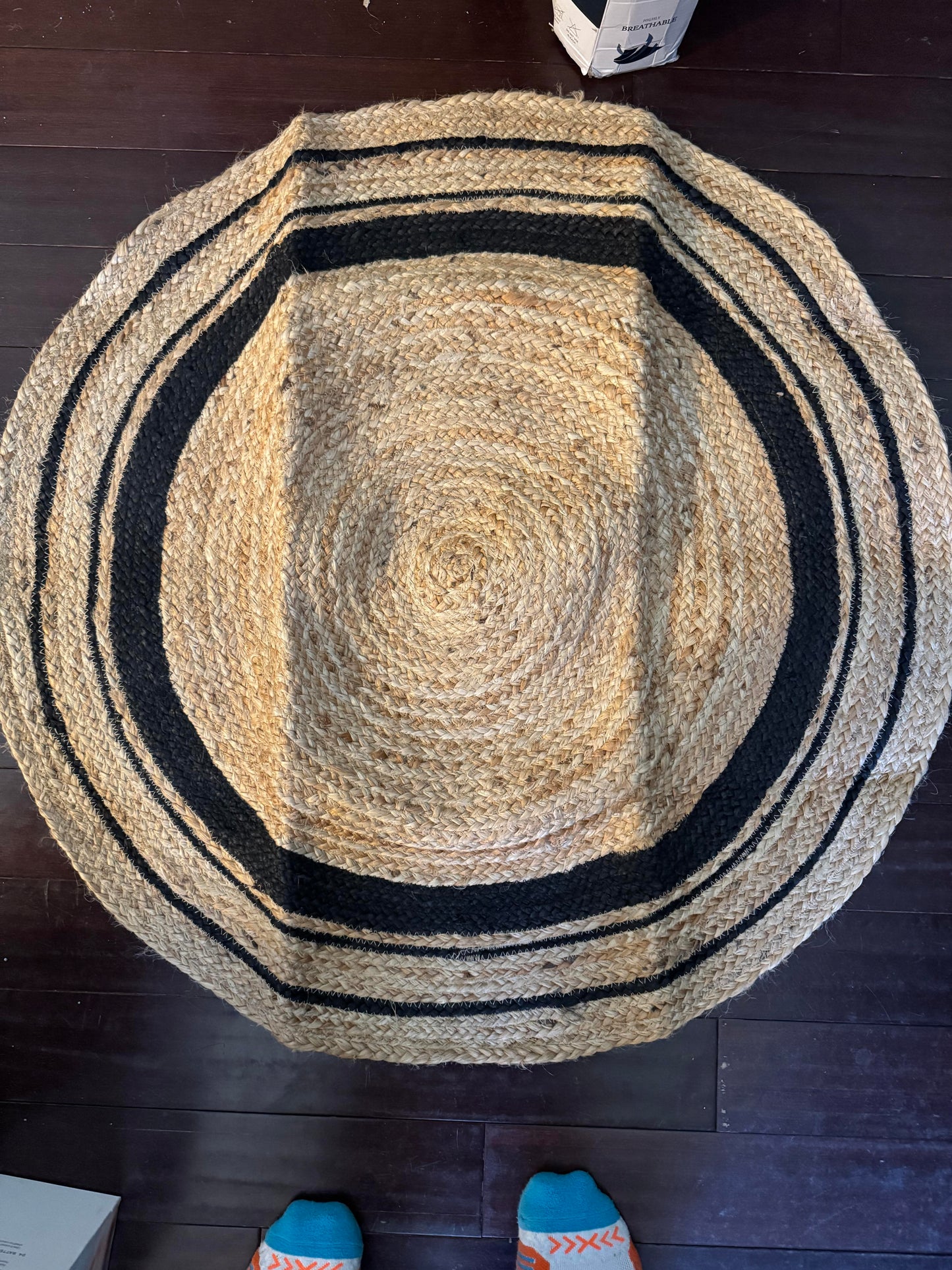 Tepo Round Jute Rug 3 ft, Braided Area Rug for Kitchen, Living Room and Bedroom, 100% Natural Rustic Hand Woven Rug, Beige