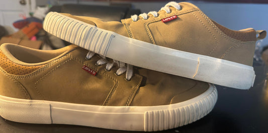 Levis Size 11M shoes used but great shape