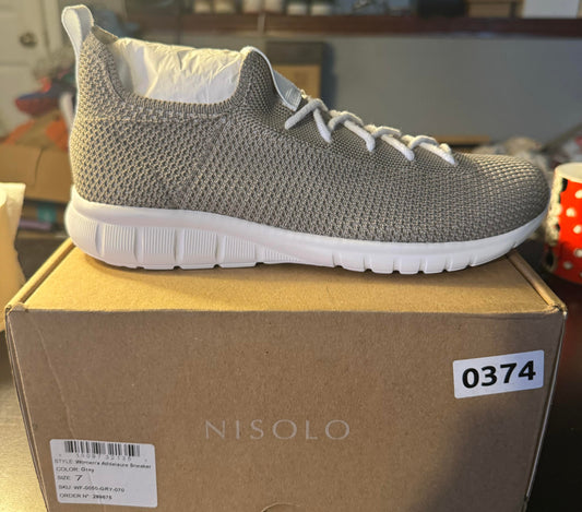 Nisolo Athleisure Knit Sneaker Size 6.5W - Linen