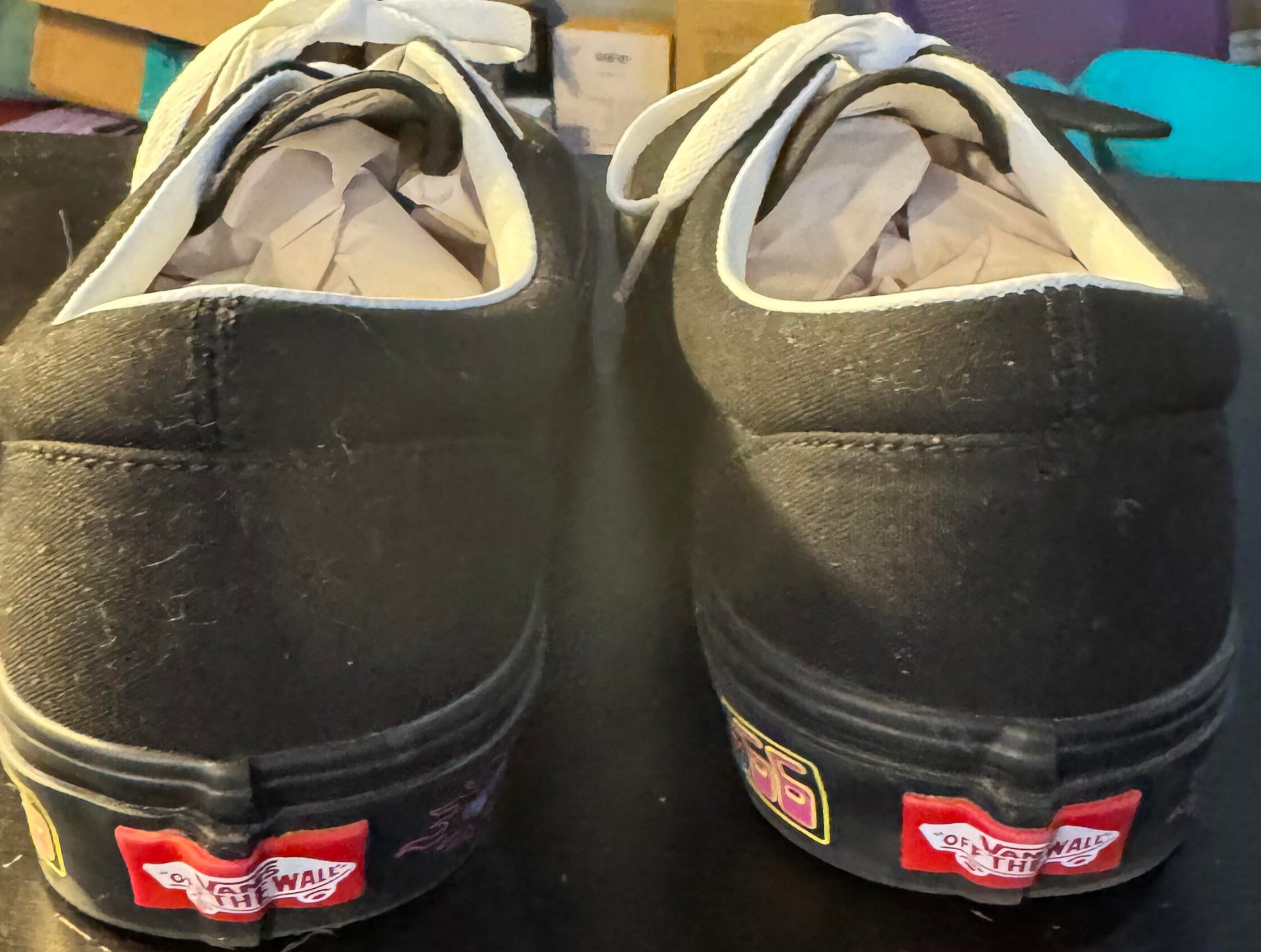 Vans "Off the Wall" Special Edition Size 10M Black *CLEARANCE*