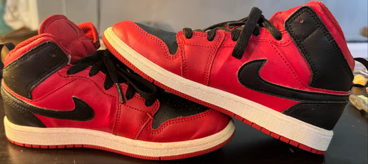 Nike Jordan 1 Mid Reverse Bred (PS) Size 3Y