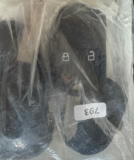 Car Key Fob Keyless Entry Remote Start (CWTWB1U793 3-btn)