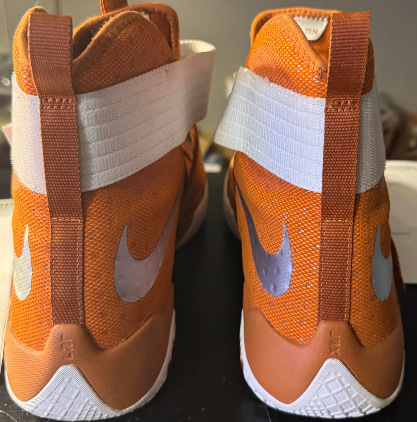Nike LeBron Soldier 10 TB 'Texas Longhorns' Size 17M