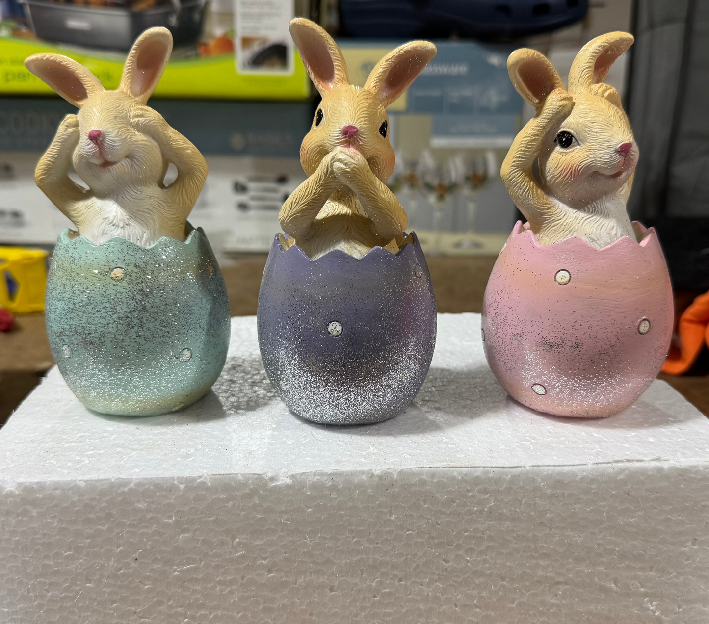 Easter Decoration three bunnies