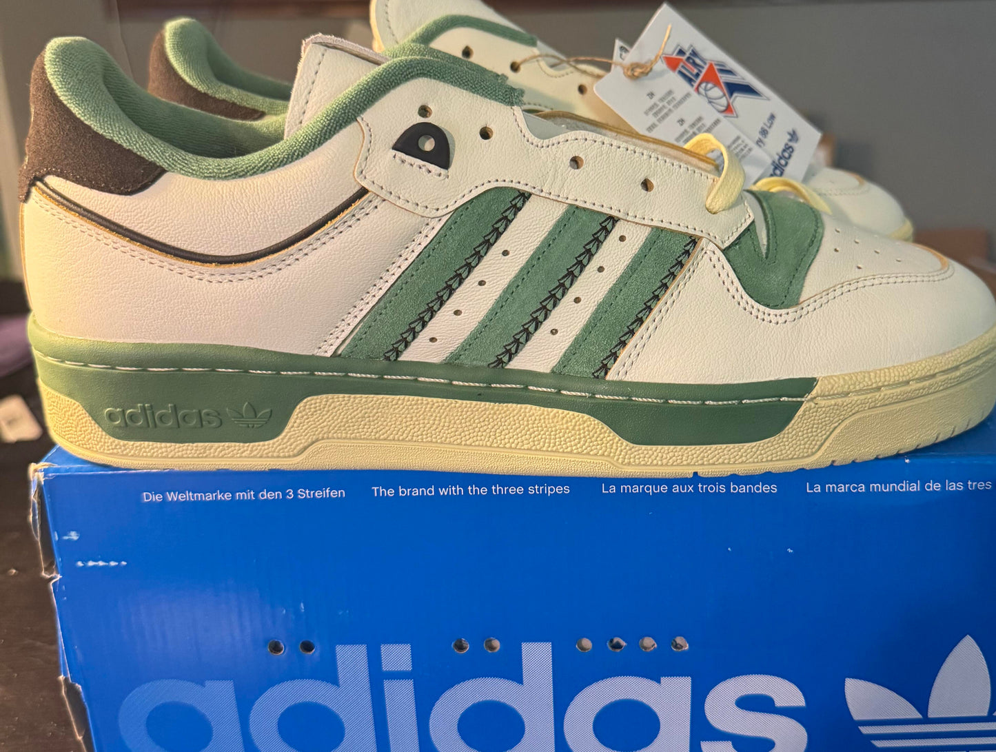 Adidas Rivalry 86 Low 12M