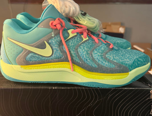Nike KD 17 "Jonquel Jones Bahamas" Size 12M