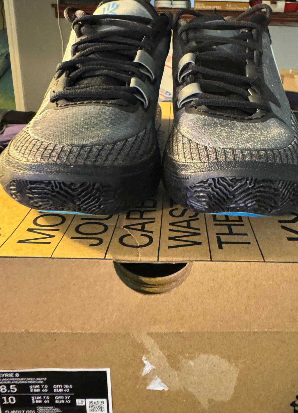 Nike Kyrie 8 "Orca" Size 8.5M/10W *CLEARANCE*