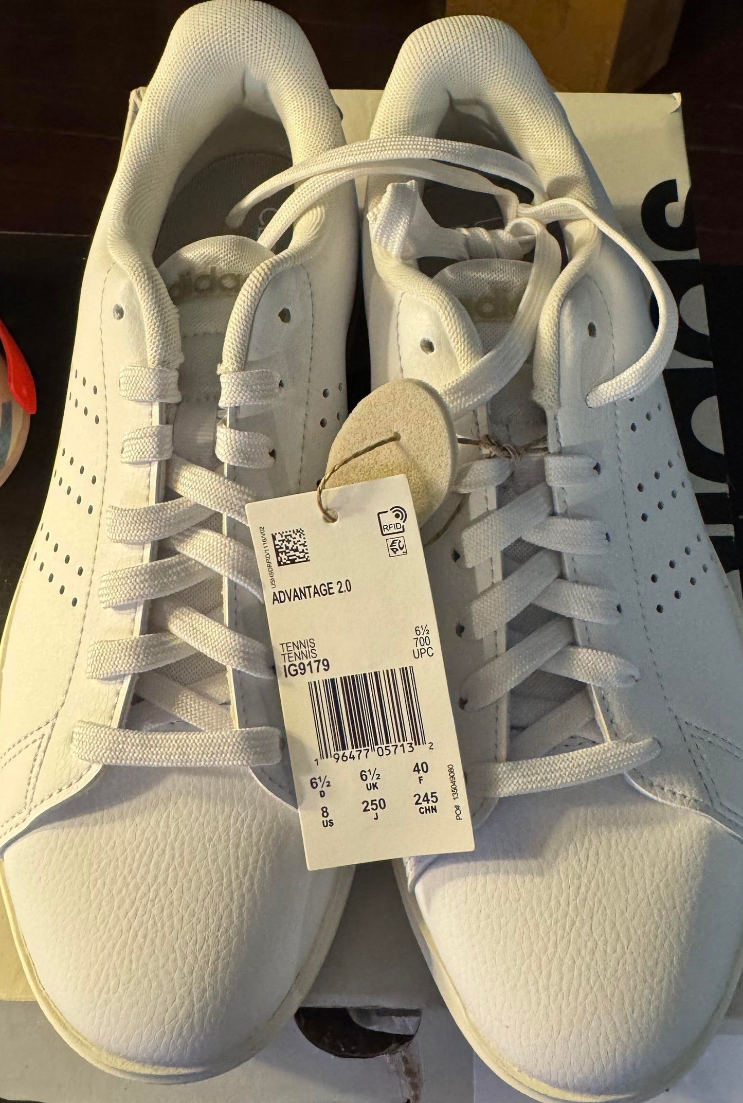 Adidas Advantage 2.0 Size 8W