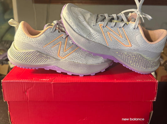 New Balance Women's, DynaSoft Nitrel V5 Size 4 Unisex
