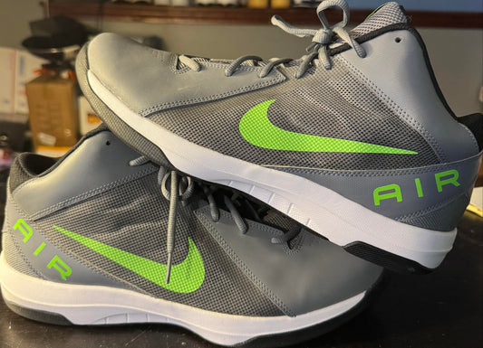Nike Air Overplay IX Size 14M