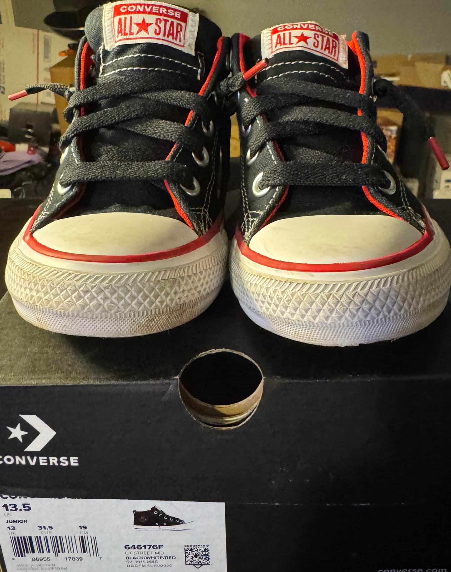 Converse Chuck Taylor All-Star Size Junior Size 13.5