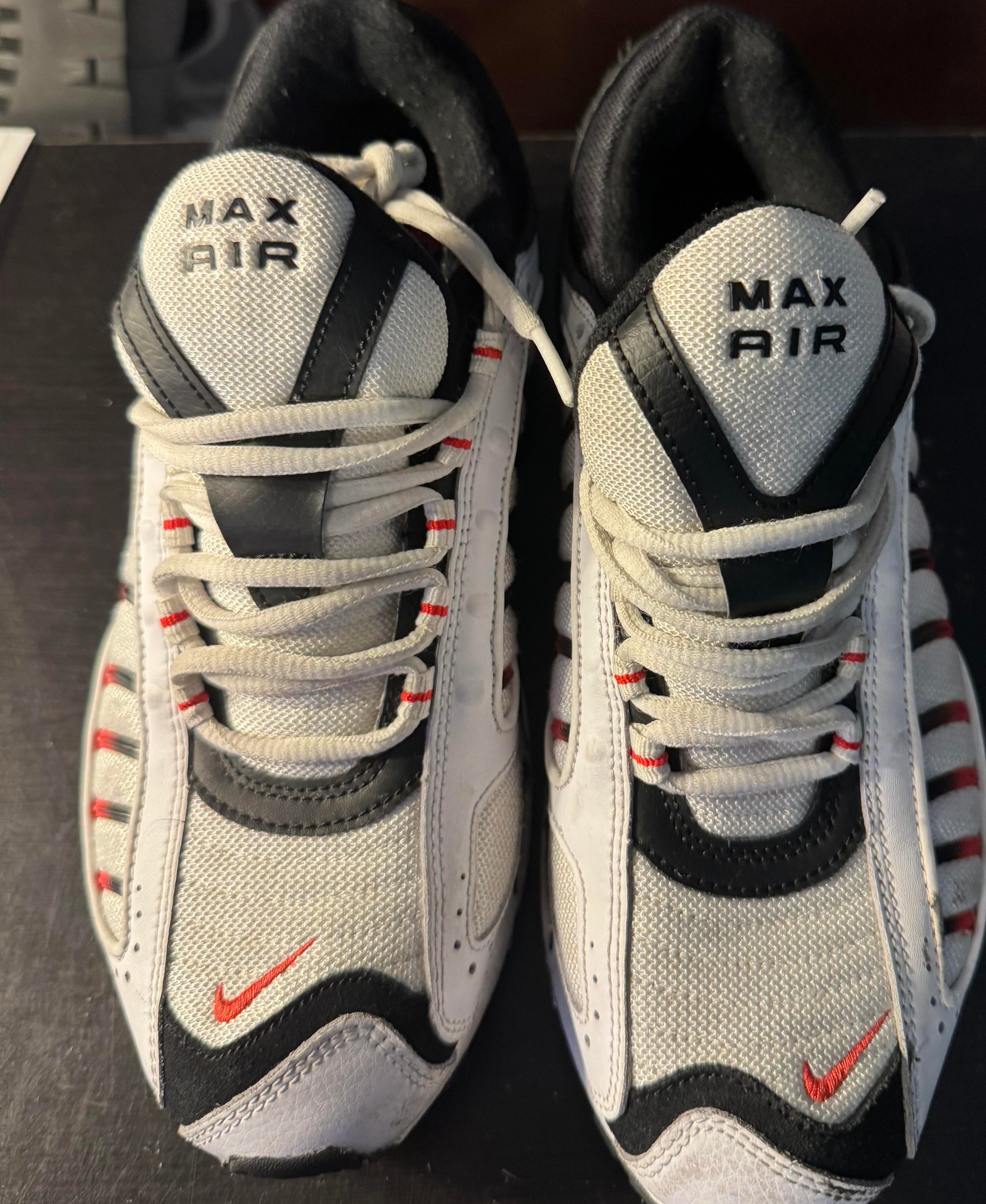 Nike Air Max Tailwind 4 "White Black Red" Size 9W *CLEARANCE*