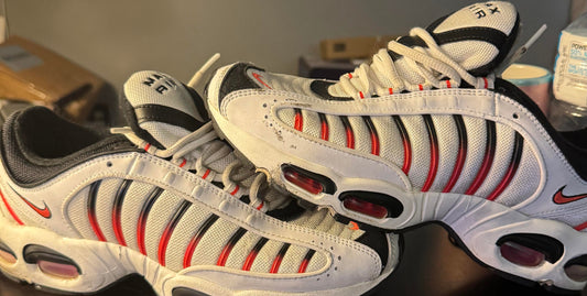 Nike Air Max Tailwind 4 "White Black Red" Size 9W