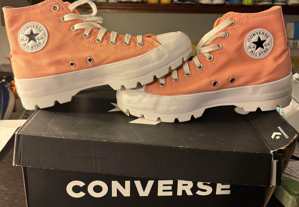 Converse Chuck Taylor All Star Lift Platform Size 10W-Clearance