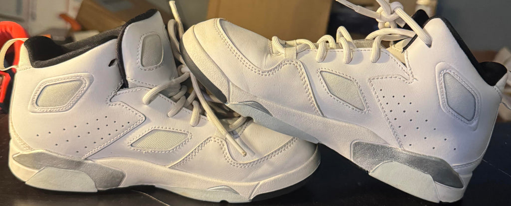 Nike Jordan Flight Club 91 "White Metallic Silver" Size 3Y