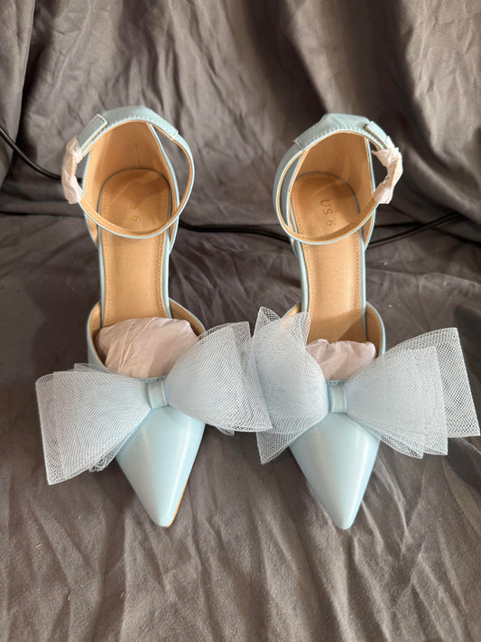 Sky Blue High Heels with bow Size 6W
