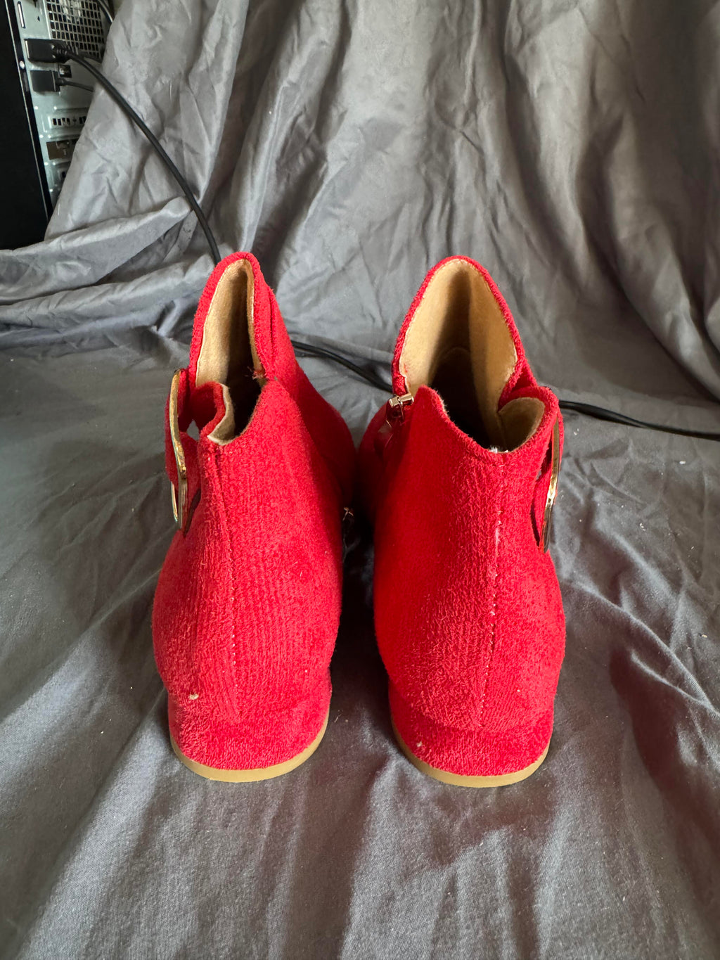 Women's lightweight shoe Size 5.5W *Clearance*