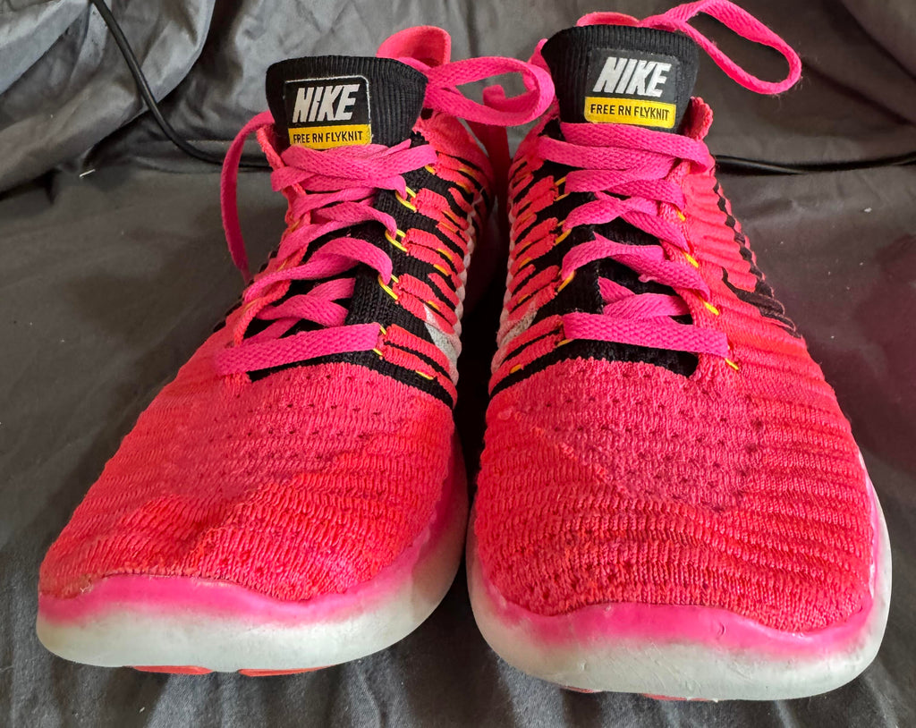 Nike Women's Free RN Flyknit 'Pink Blast' Size 7.5W *CLEARANCE*
