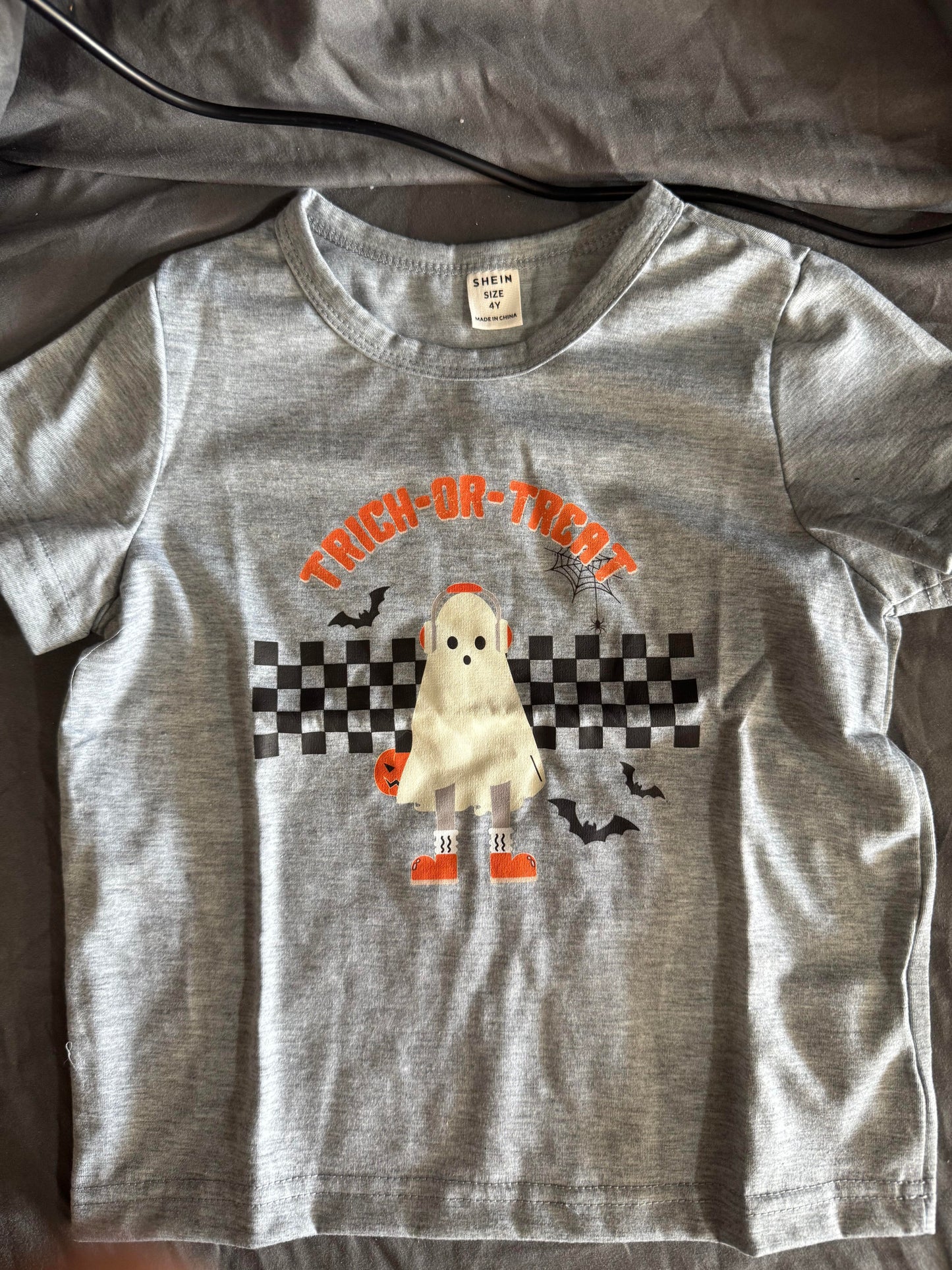 Shein boys Haloween 3-pack t-shirt size 4Y