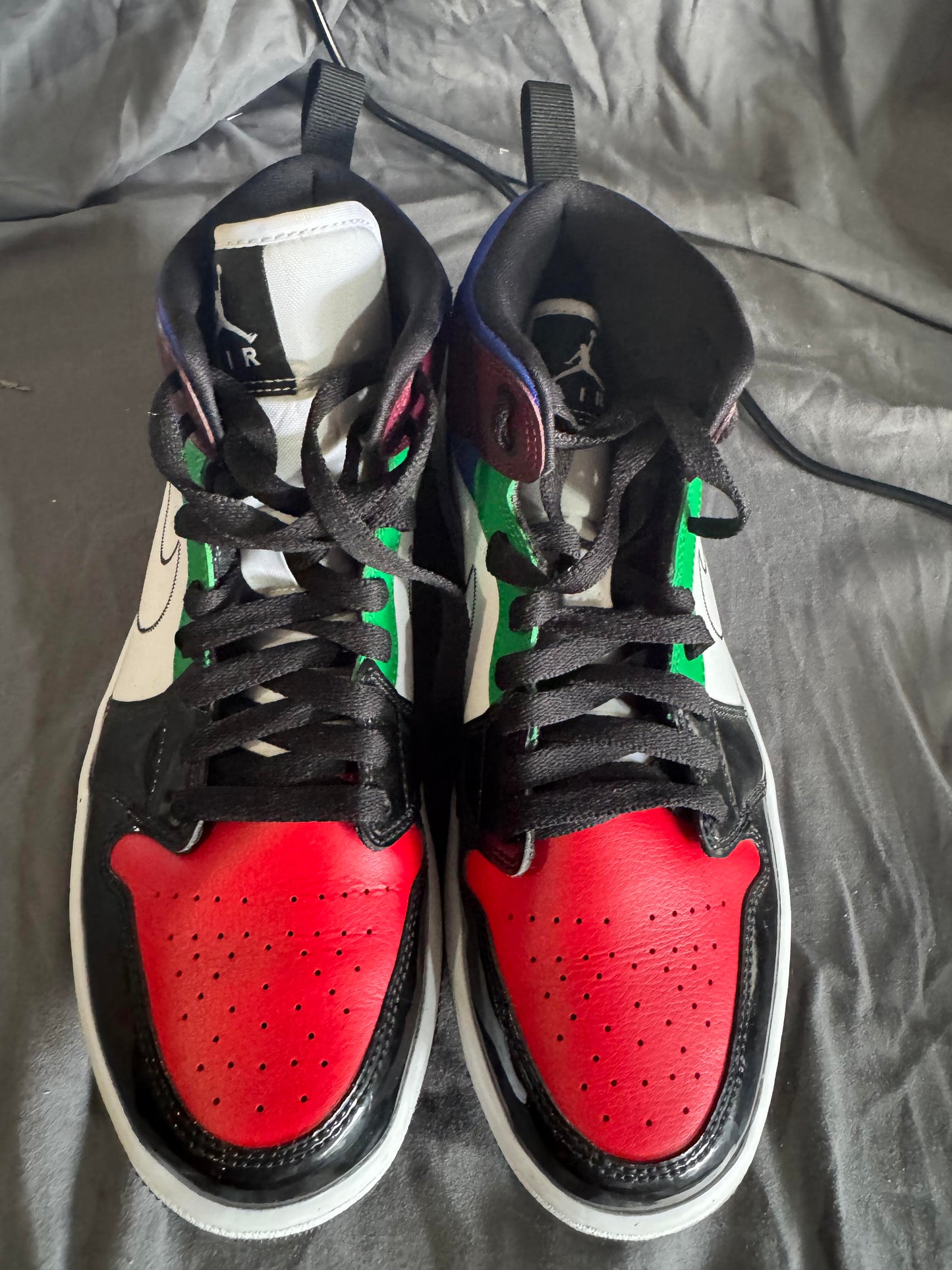 Nike Jordan 1 Mid SE Black White Multi-Color (Women's) Size 9 Pre-Owned