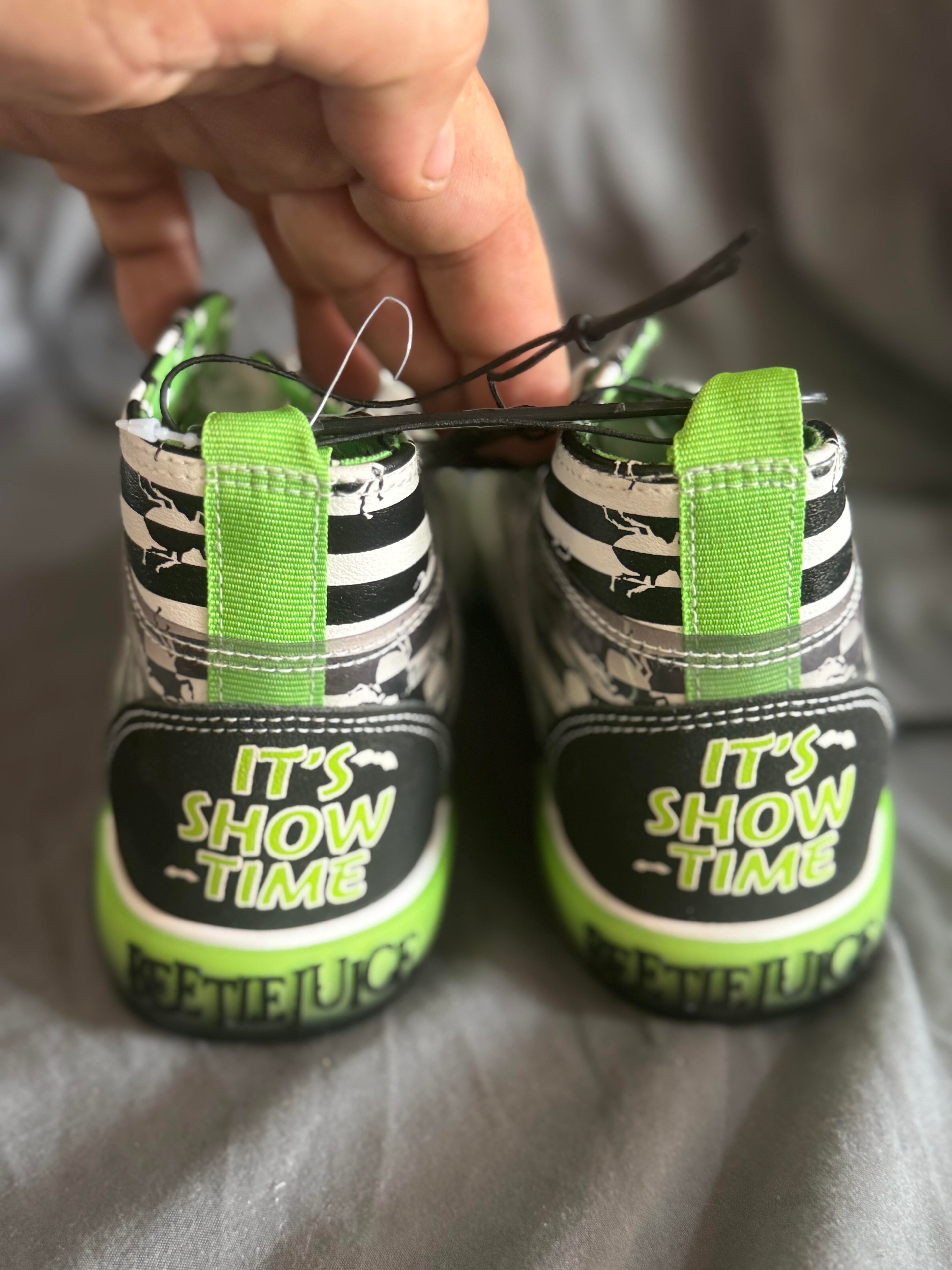 Beetlejuice themed shoes Size 6Y