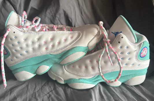 Jordan 13 Retro White Soar Green Pink Size 4Y Pre-Owned