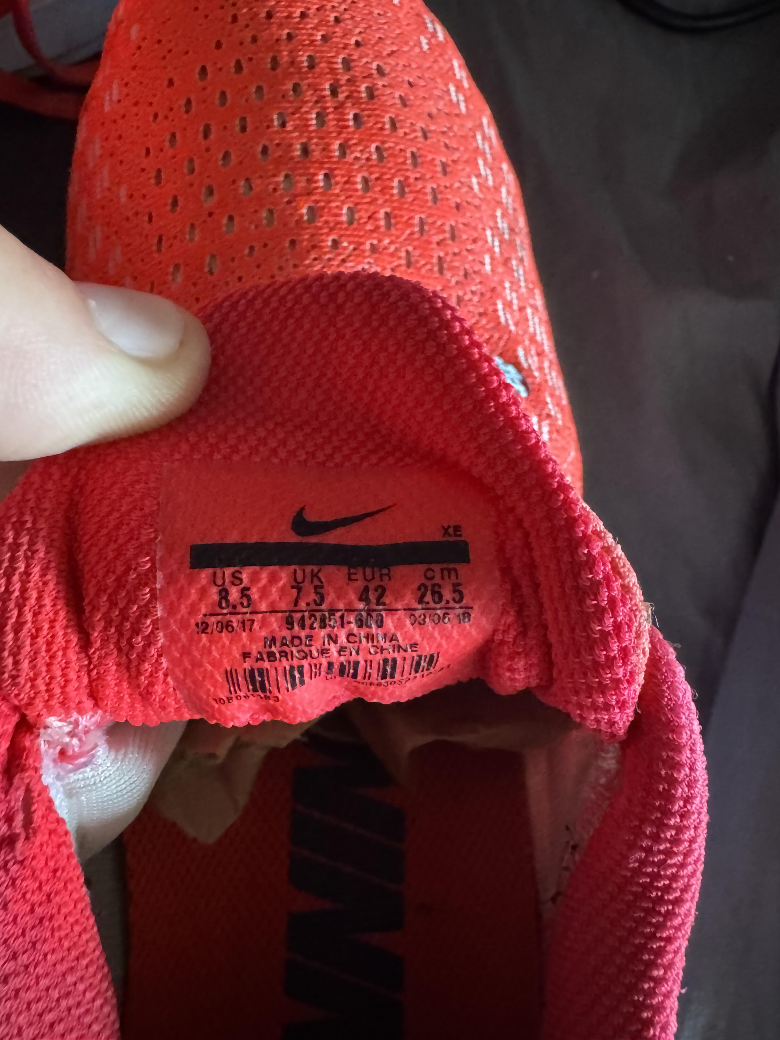 Nike Air Zoom Pegasus 35 'Bright Crimson' Size 8.5M Pre-Owned