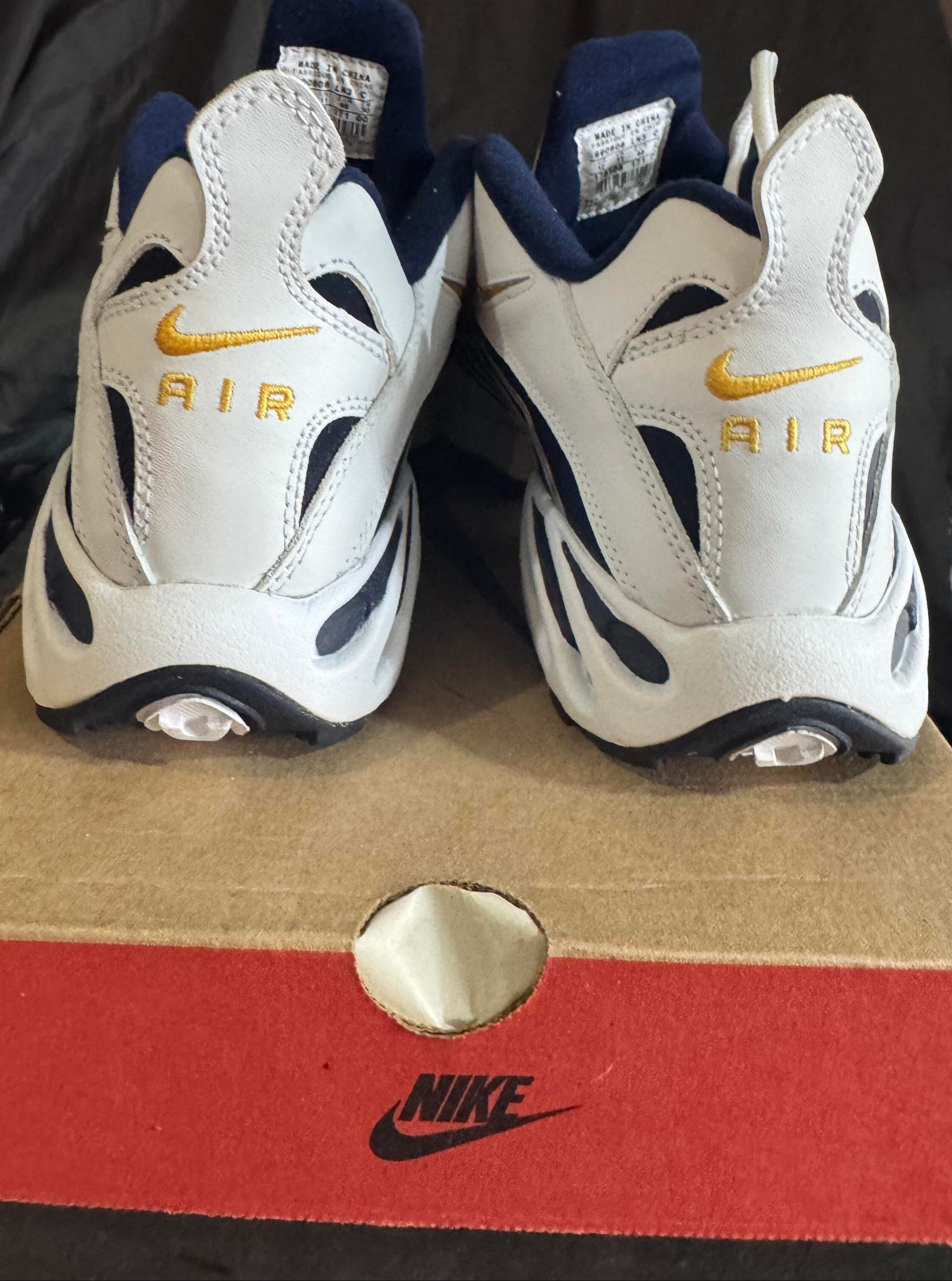 1999 Nike Air Max 90 Men's Shoes Size 12M *CLEARANCE*