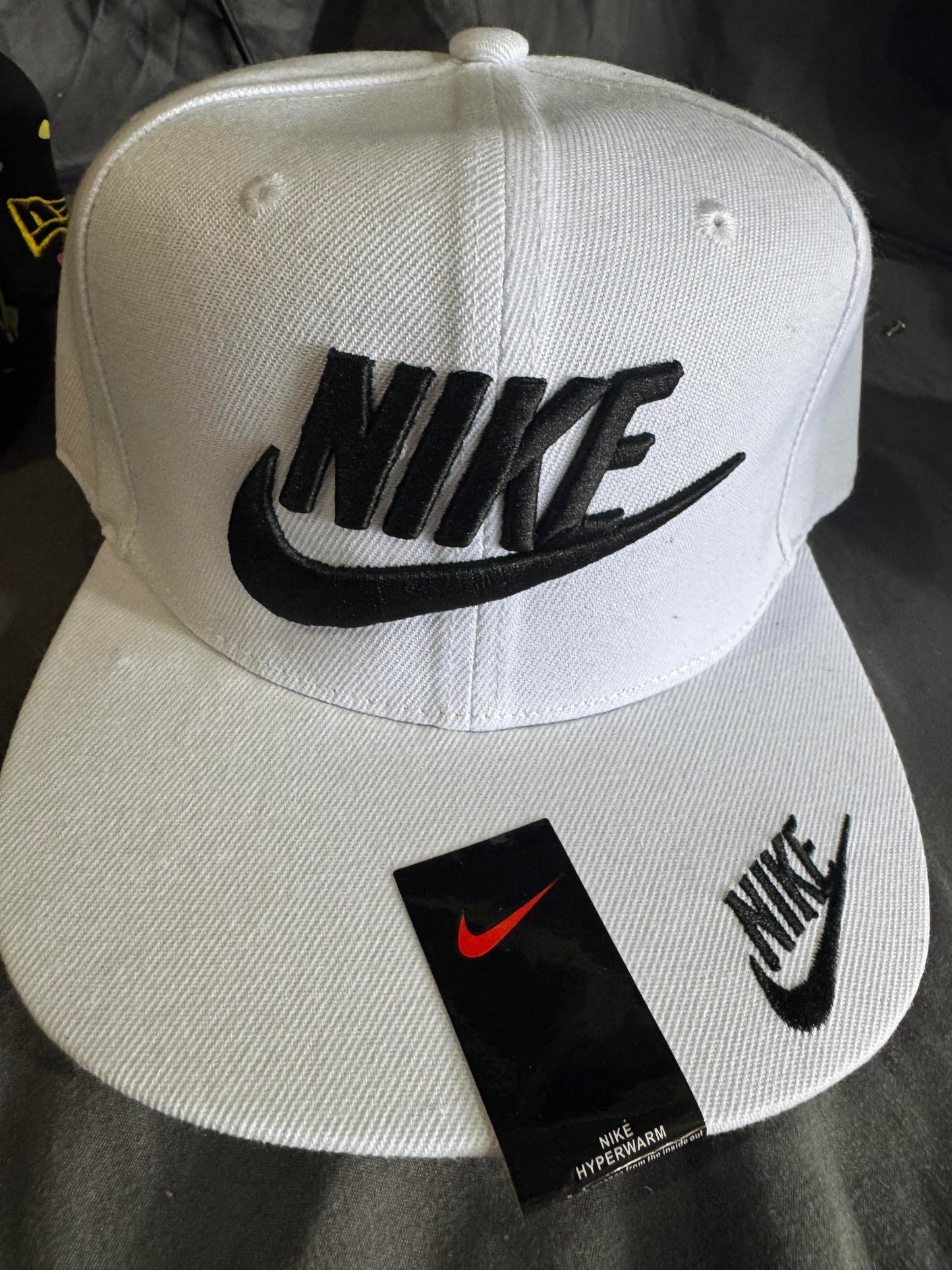 Nike Mens Hat (White)